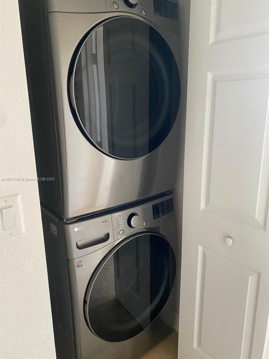 948 Southwest 147th Avenue, Unit 2612 Pembroke Pines, FL 33027 - Photo 23 of 29