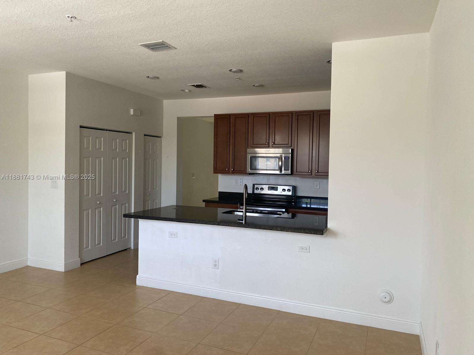 948 Southwest 147th Avenue, Unit 2612 Pembroke Pines, FL 33027 - Photo 3 of 29
