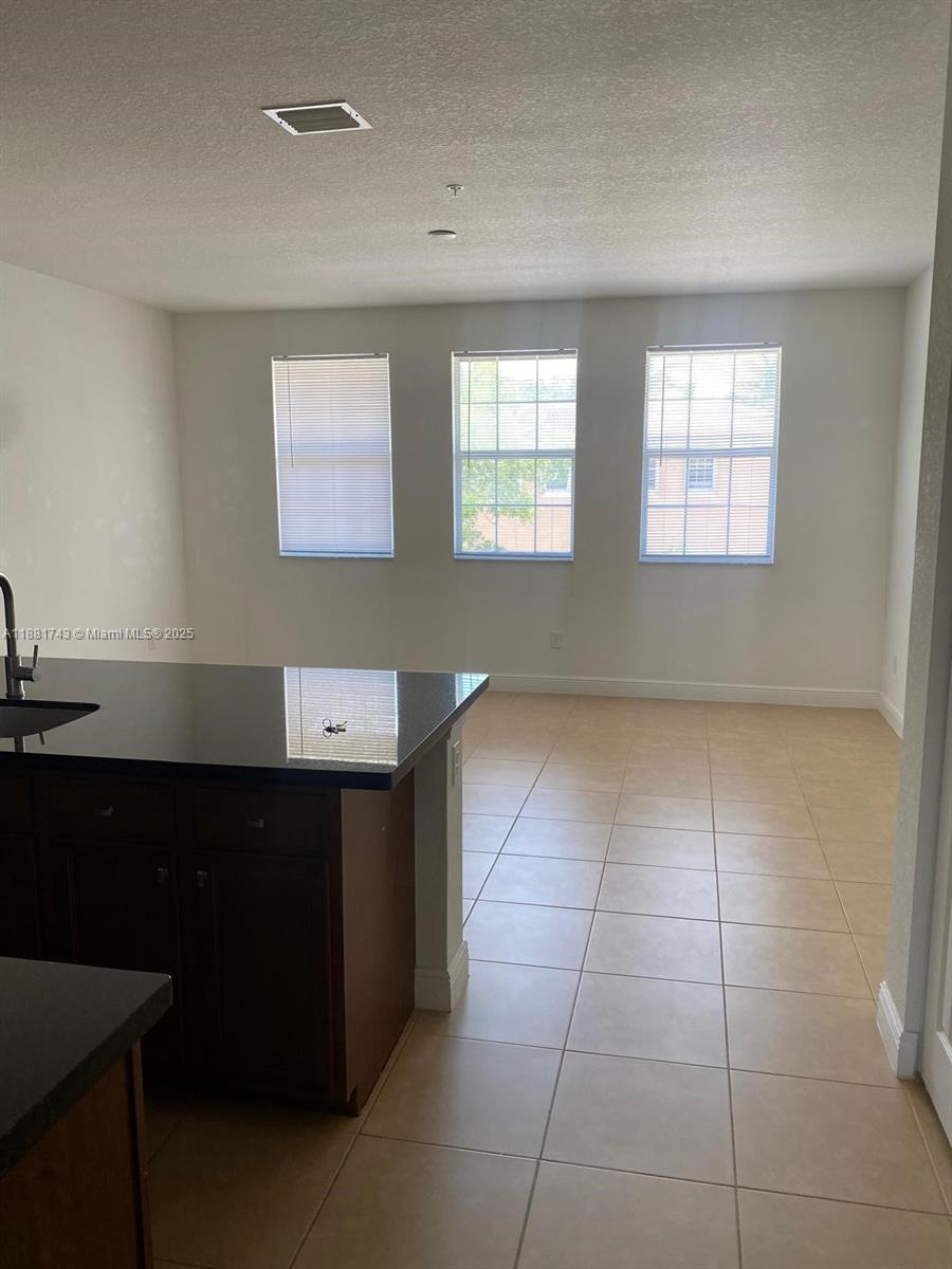 948 Southwest 147th Avenue, Unit 2612 Pembroke Pines, FL 33027 - Photo 6 of 29