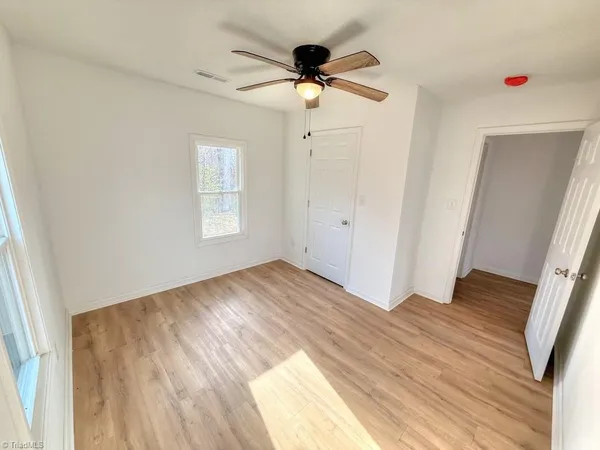 $189,900 | 3546 North Old 52 Road, Pinnacle, NC 27043