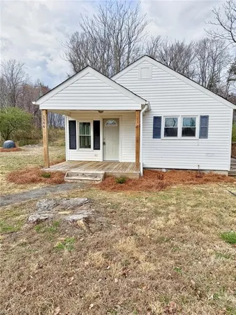 $189,900 | 3546 North Old 52 Road, Pinnacle, NC 27043