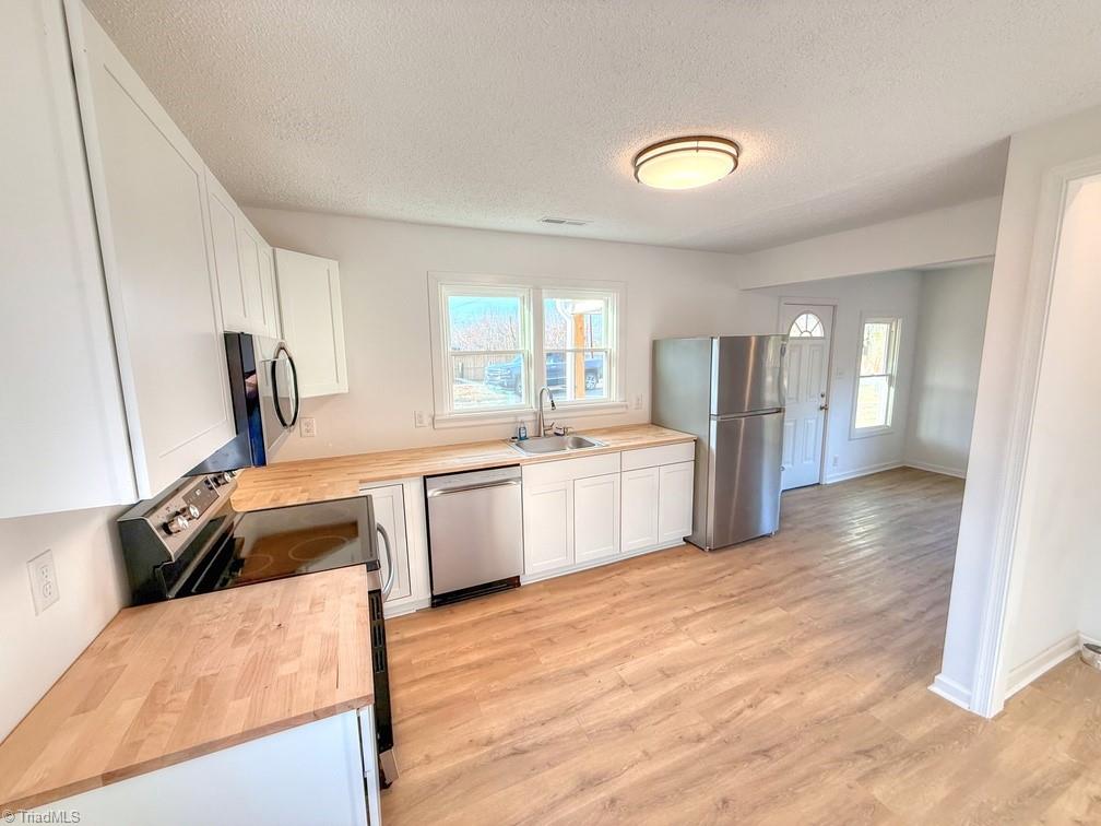 3546 North Old 52 Road Pinnacle, NC 27043 - Photo 7 of 15