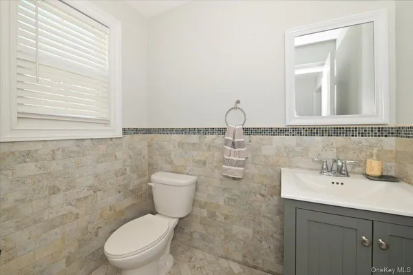 $1,049,000 | 556 Park Avenue, West Hempstead, NY 11552