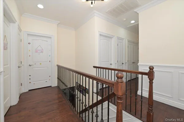 $1,049,000 | 556 Park Avenue, West Hempstead, NY 11552