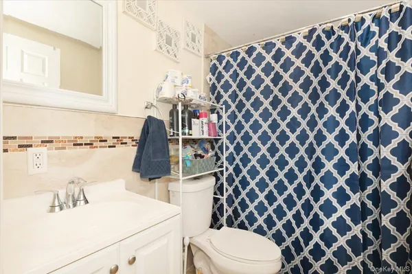 $1,049,000 | 556 Park Avenue, West Hempstead, NY 11552