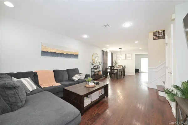 $1,049,000 | 556 Park Avenue, West Hempstead, NY 11552