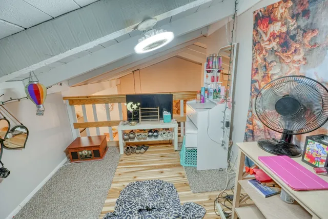 a view of an outdoor space