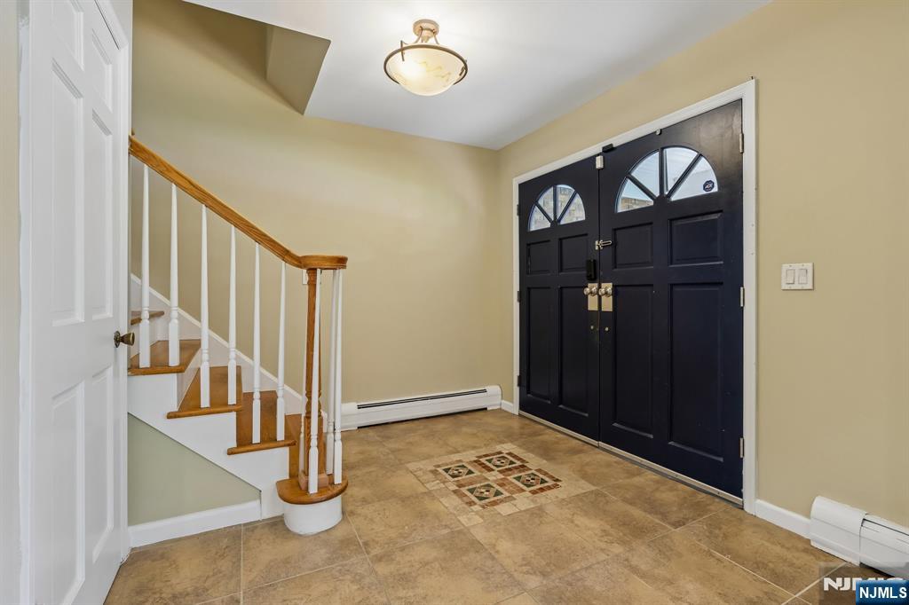 39 Maple Avenue Demarest, NJ 07627 - Photo 6 of 49