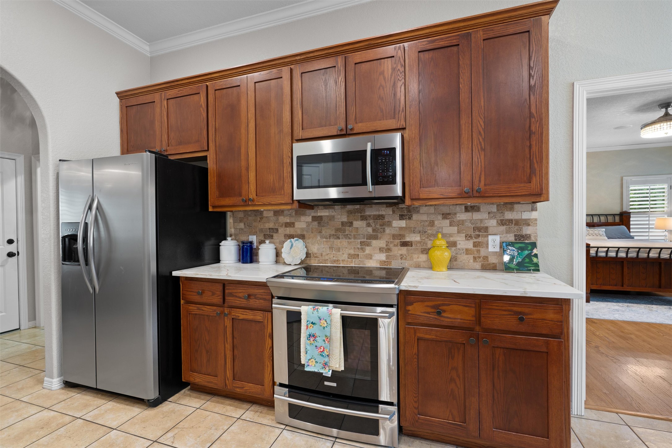 223 East Ridgewood Road Georgetown, TX 78633 - Photo 11 of 40 This kitchen showcases modern stainless steel appliances