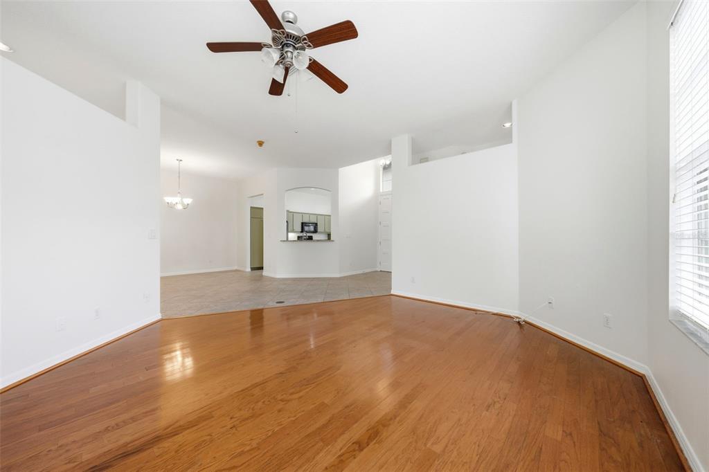 6144 Topsail Road Lady Lake, FL 32159 - Photo 7 of 46 Gallery Image 7