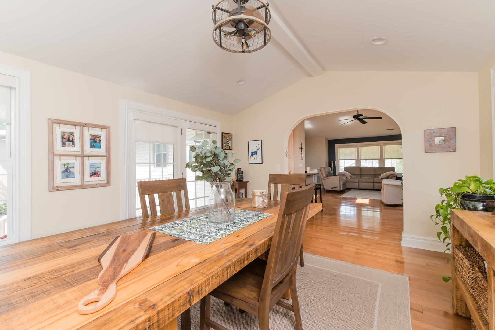 103 Oakleaf Road Lake In The Hills, IL 60156 - Photo 15 of 41 a dining room with furniture and a window