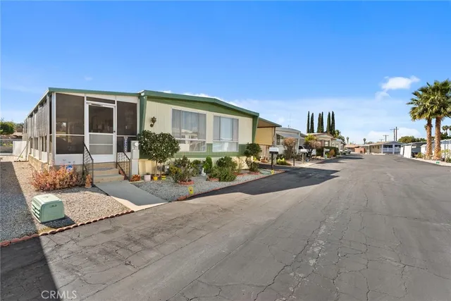 $69,000 | 43531 Acacia E Avenue, Unit 15, Hemet, CA 92544