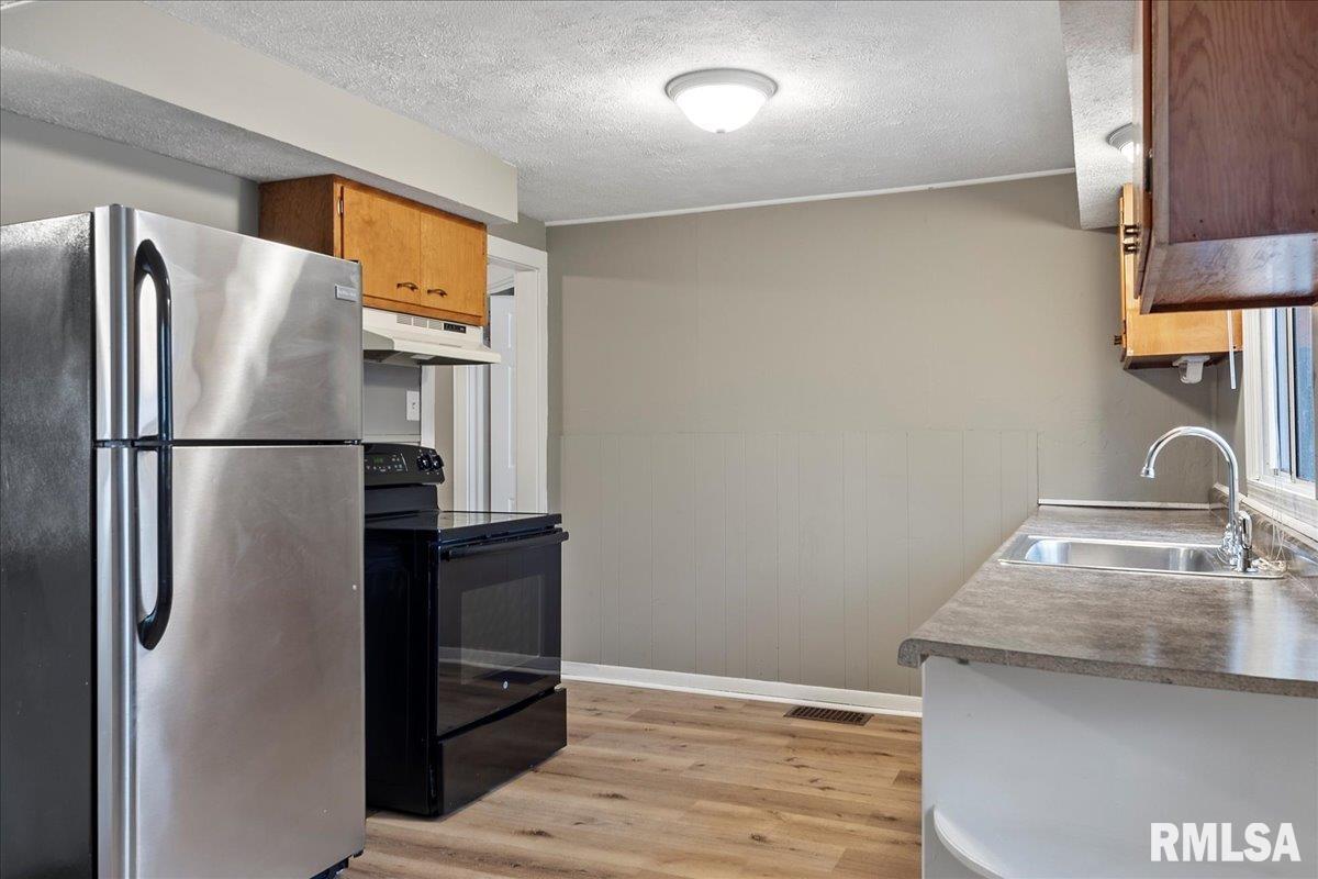 1527 Reed Avenue Springfield, IL 62704 - Photo 17 of 32 Gallery Image 17