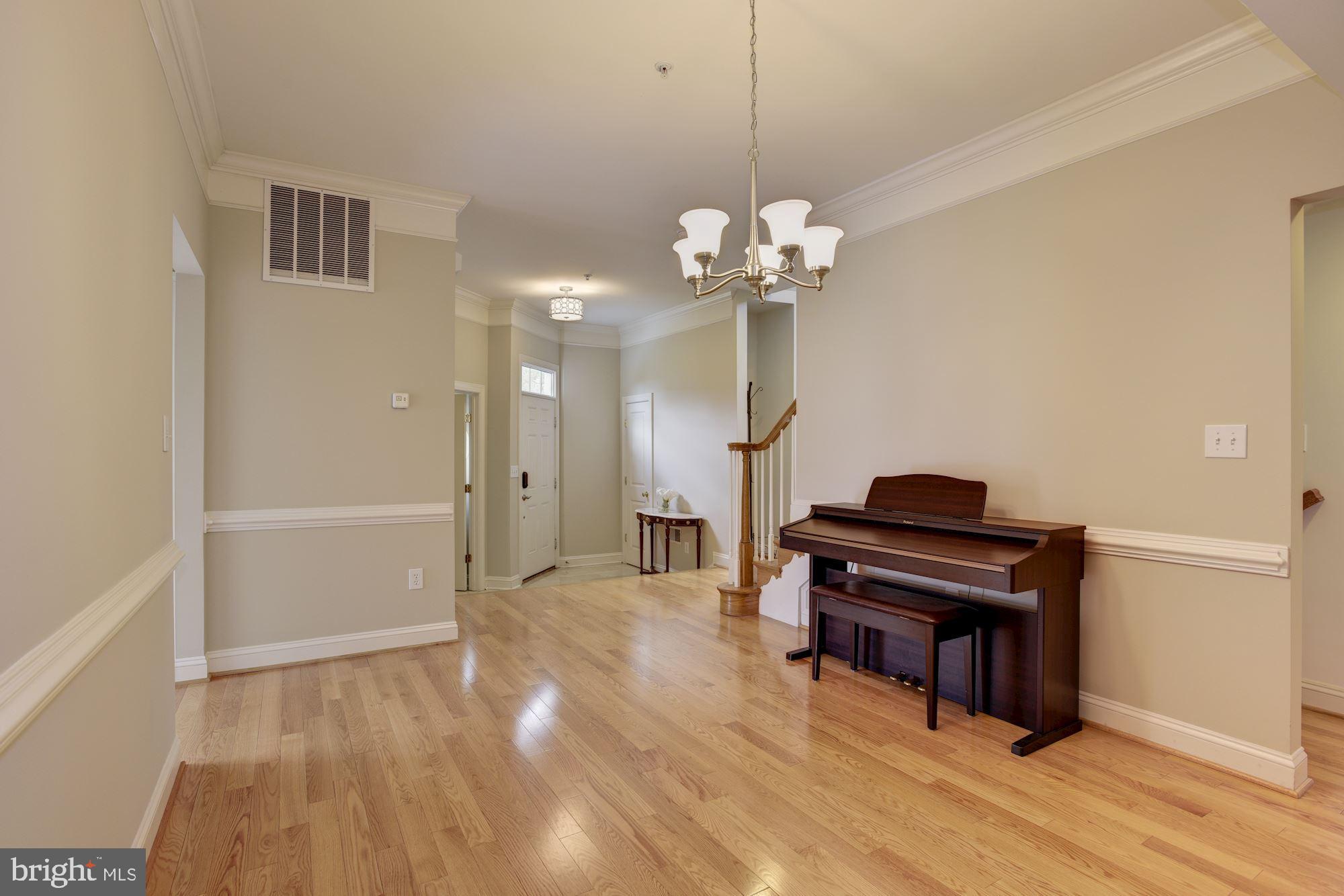 Dining Room | Classic Molding
