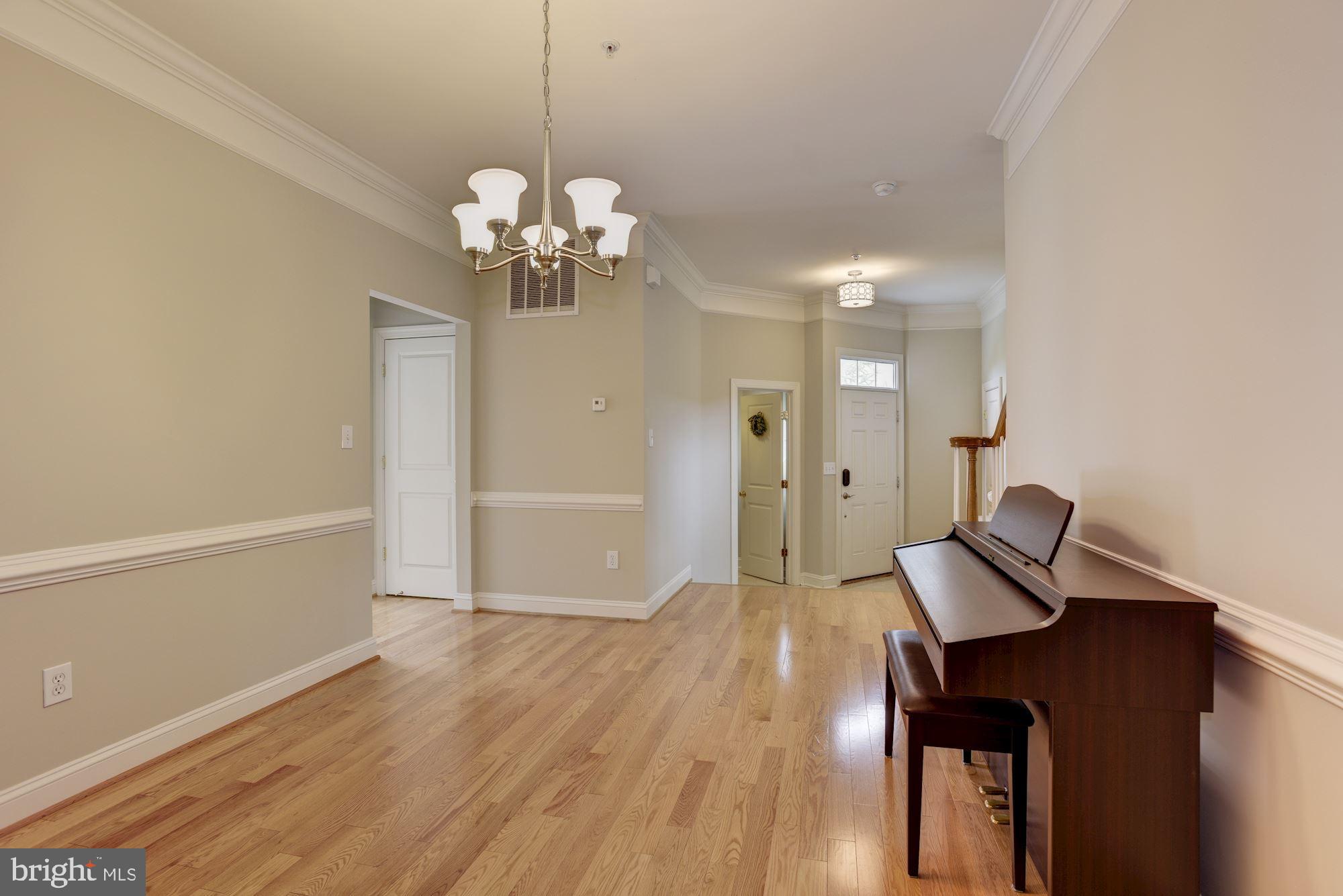 Dining Room | Gleaming Hardwood Floors