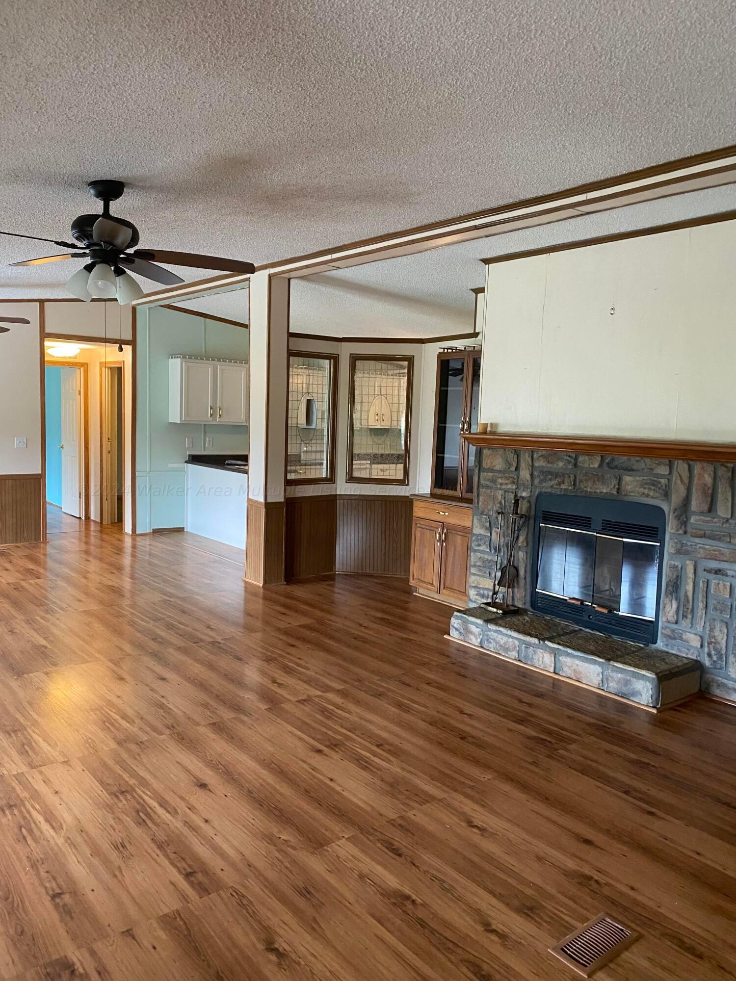 861 Sipsey Road Jasper, AL 35504 - Photo 2 of 22 Gallery Image 2