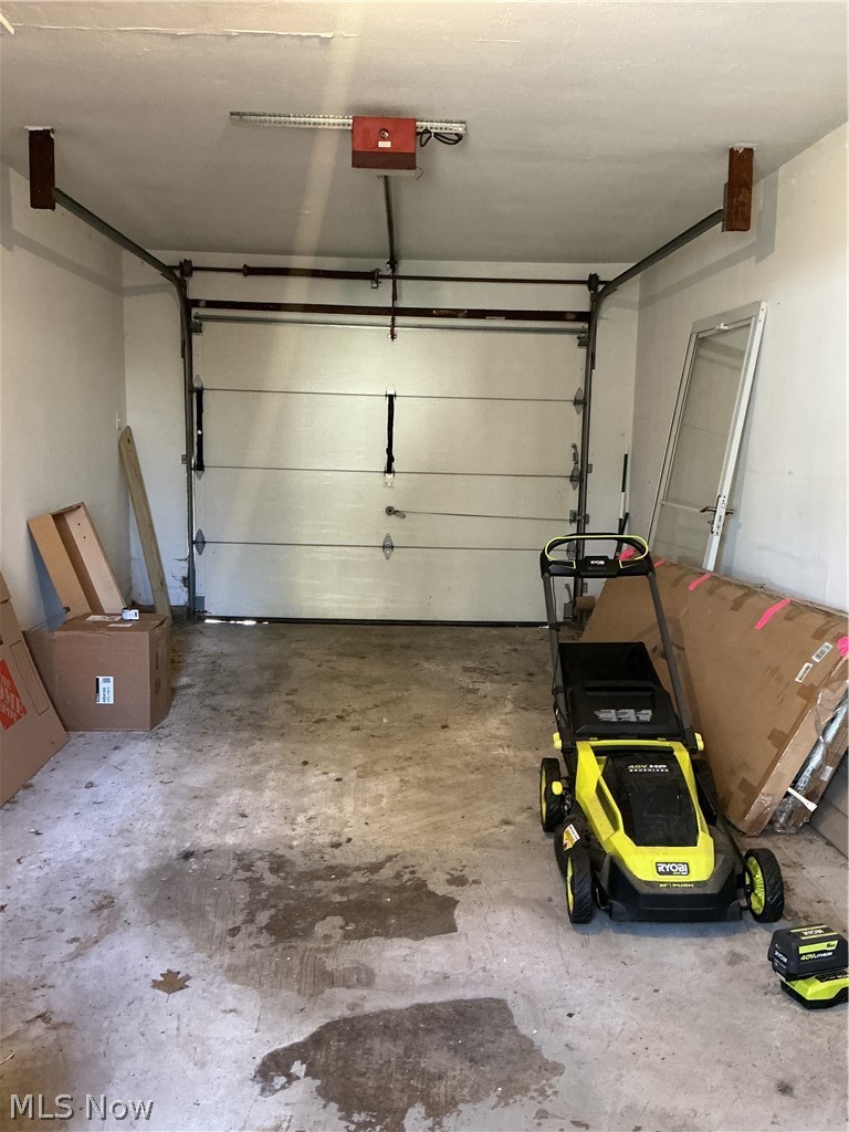 1850 Merle Road Salem, OH 44460 - Photo 28 of 35 Garage featuring a garage door opener