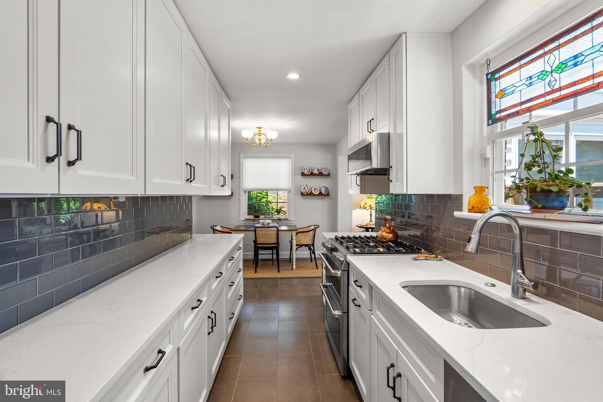8917 Whitney Street Silver Spring, MD 20901 - Photo 6 of 41 Quartz countetops