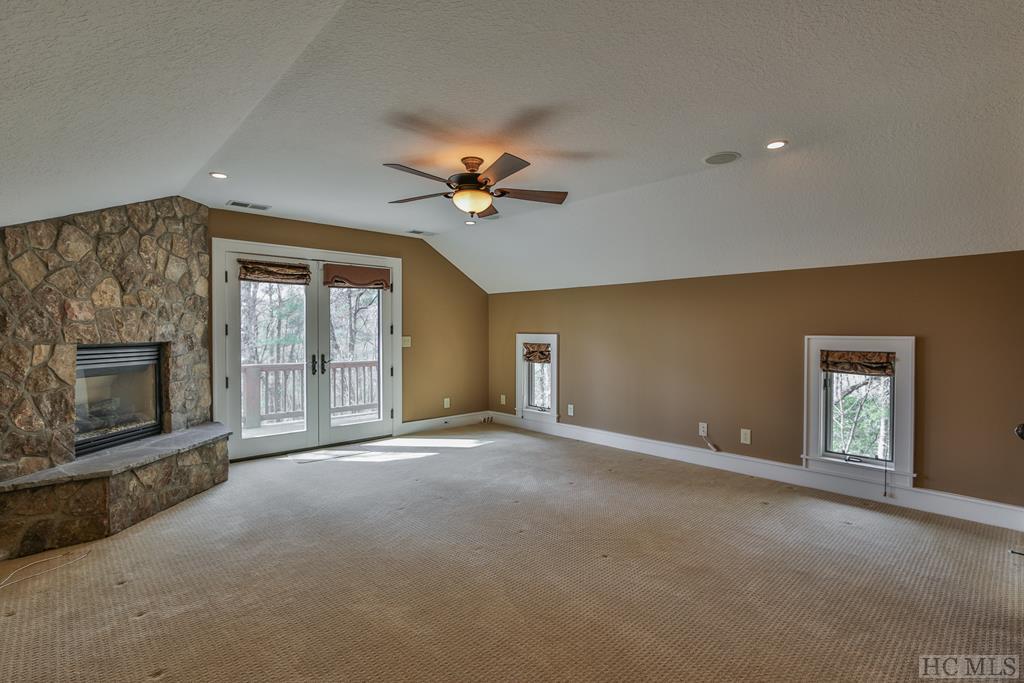 983 Spring Forest Road Sapphire, NC 28774 - Photo 32 of 40 Gallery Image 32