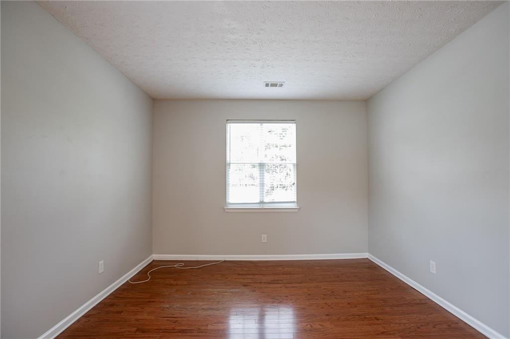 2108 Cutleaf Creek Road Southeast Grayson, GA 30017 - Photo 13 of 43