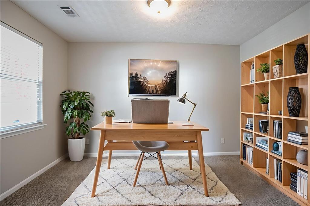 2108 Cutleaf Creek Road Southeast Grayson, GA 30017 - Photo 6 of 43