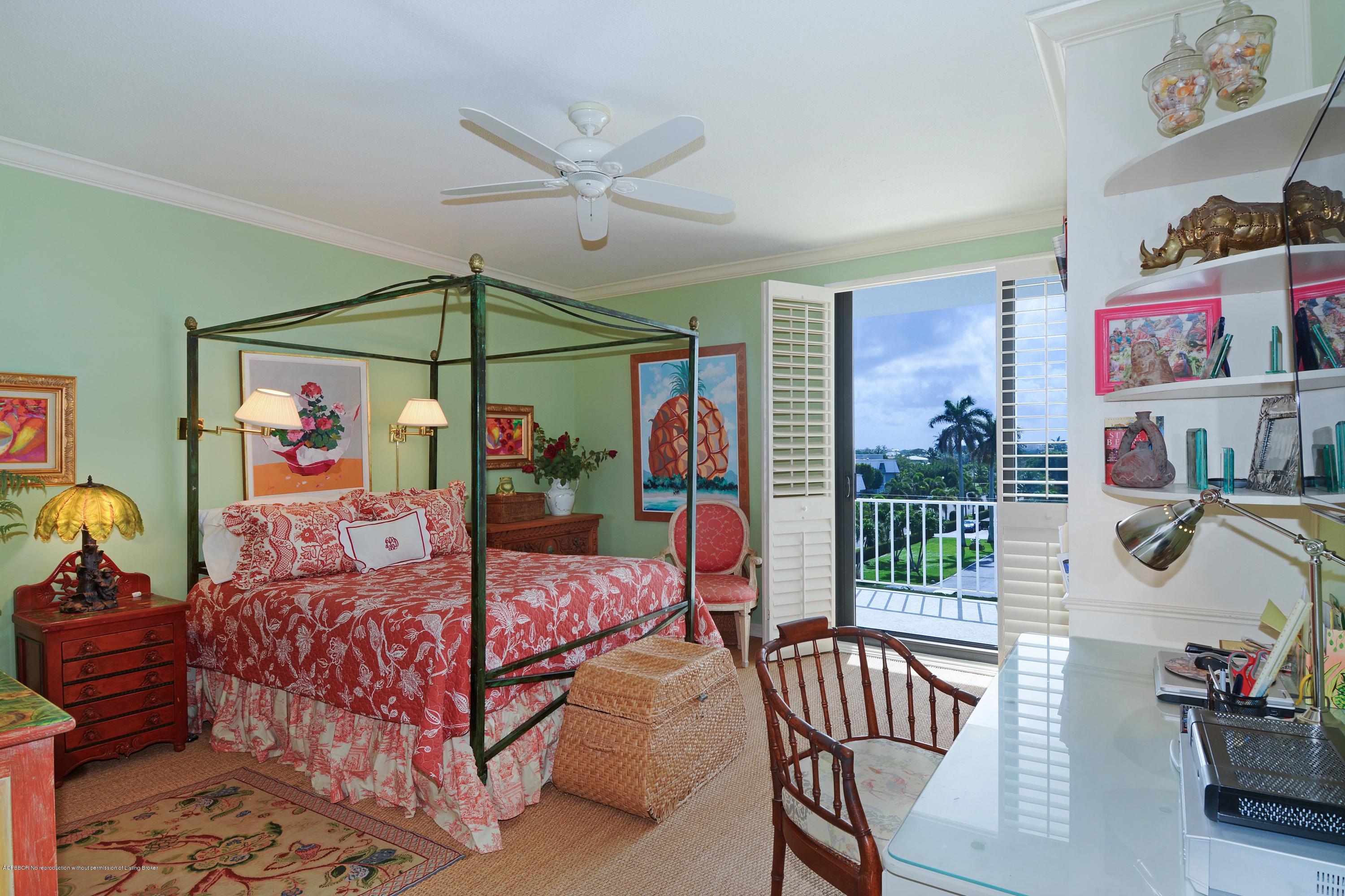 2150 Ibis Isle Road, Unit 14 Palm Beach, FL 33480 - Photo 8 of 13 Guest Bedroom