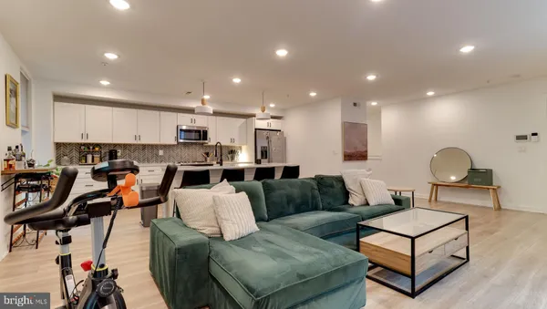 $2,395 | 1206 North Orianna Street, Unit 2, Philadelphia, PA 19122