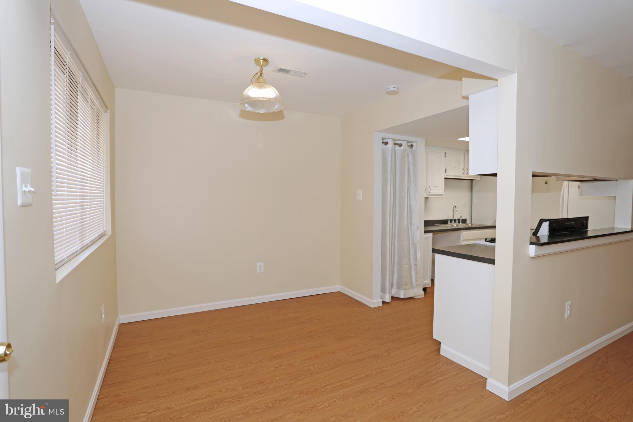 827 Windstream Way Edgewood, MD 21040 - Photo 3 of 16 Gallery Image 3