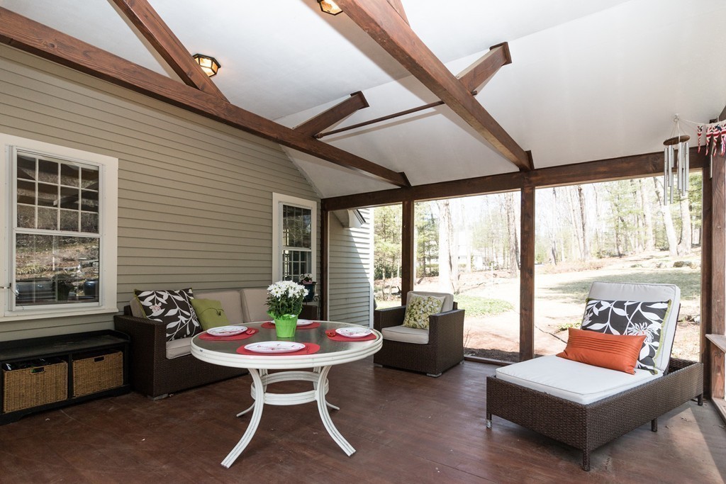 54 Balcom Road Sudbury, MA 01776 - Photo 4 of 27 Gallery Image 4