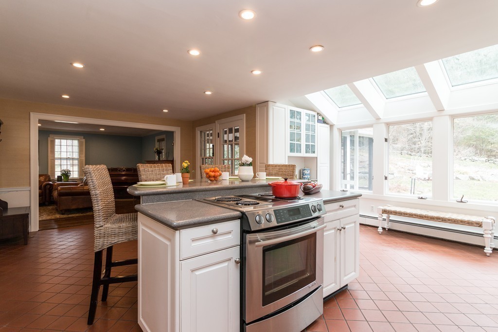 54 Balcom Road Sudbury, MA 01776 - Photo 9 of 27 Gallery Image 9