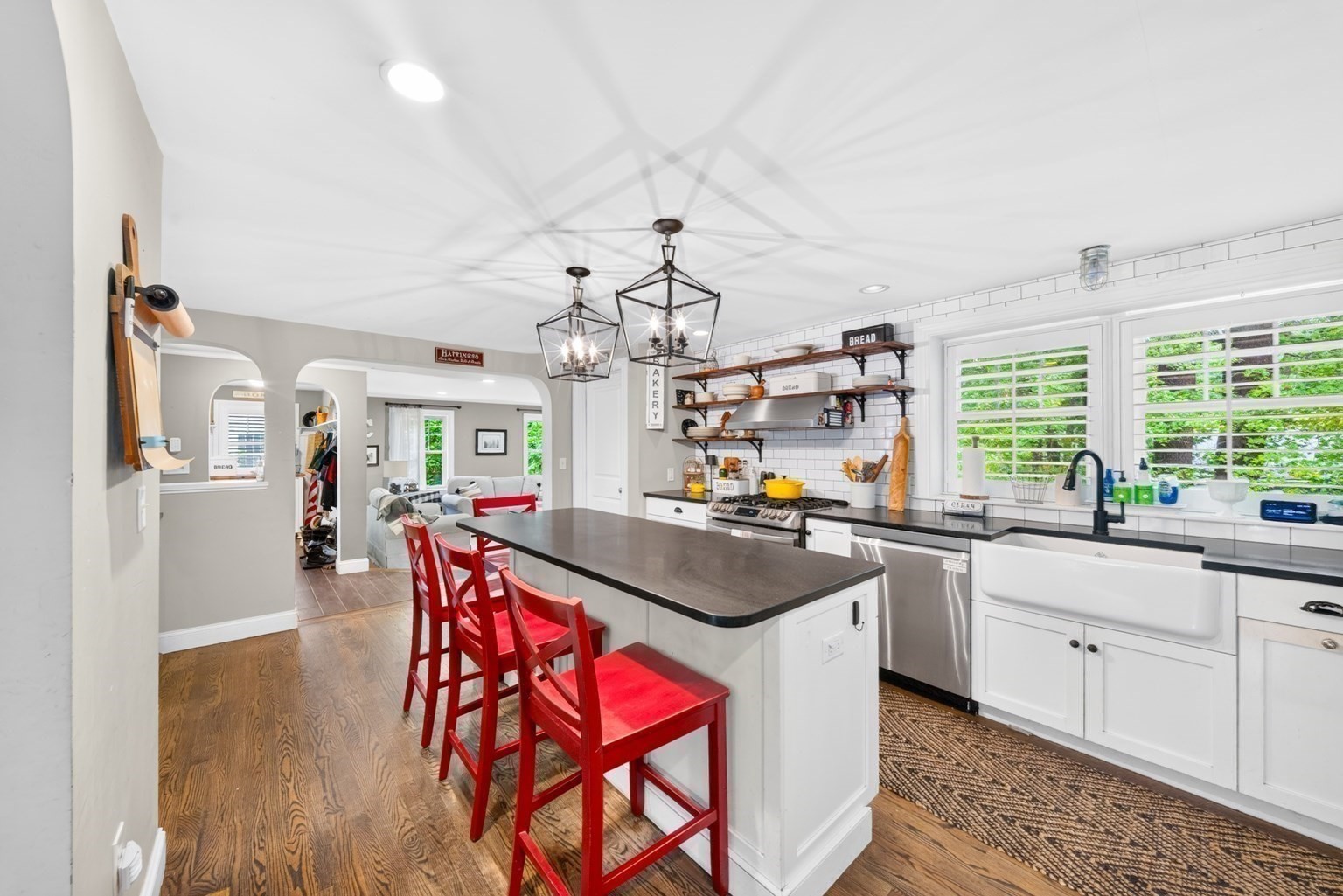 118 Pine Ridge Road Reading, MA 01867 - Photo 7 of 42 Gallery Image 7