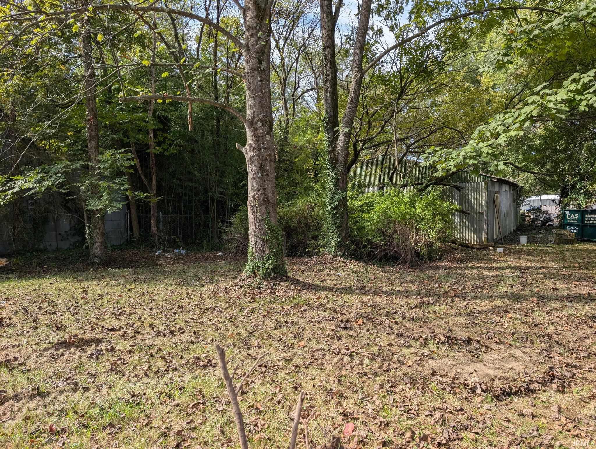 Southeast 1st Street Linton, IN 47441 - Photo 2 of 3