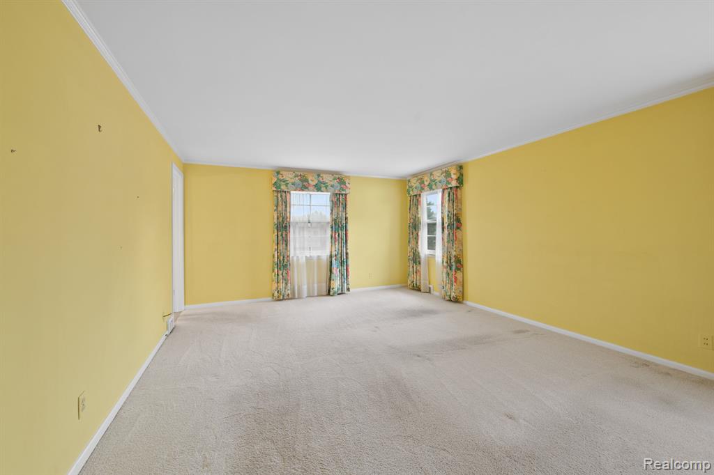 163 Merriweather Road Grosse Pointe Farms, MI 48236 - Photo 28 of 33