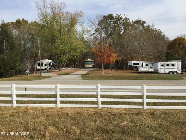 $295,000 | 3265 Leatherwood Ford Road, Jamestown, TN 38556