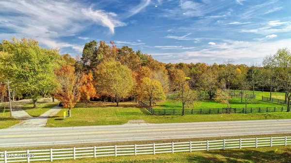 $295,000 | 3265 Leatherwood Ford Road, Jamestown, TN 38556