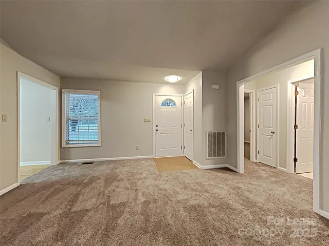 $1,945 | 717 Emerson Drive, Mooresville, NC 28115