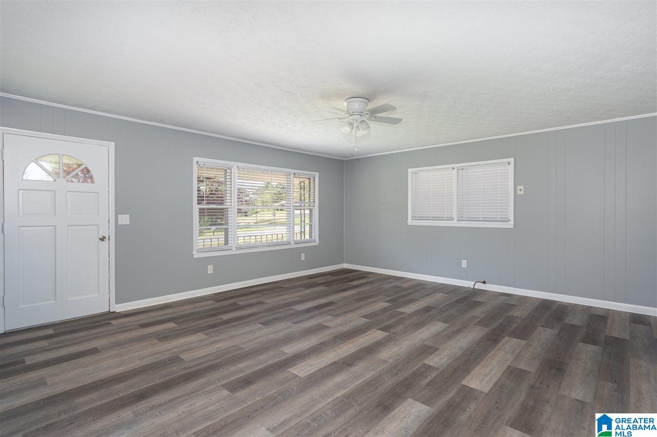 1425 Sunset Drive Weaver, AL 36277 - Photo 7 of 36