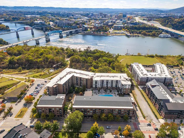 $790,000 | 200 Manufacturers Road, Unit 348, Chattanooga, TN 37405