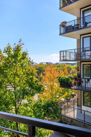 $790,000 | 200 Manufacturers Road, Unit 348, Chattanooga, TN 37405