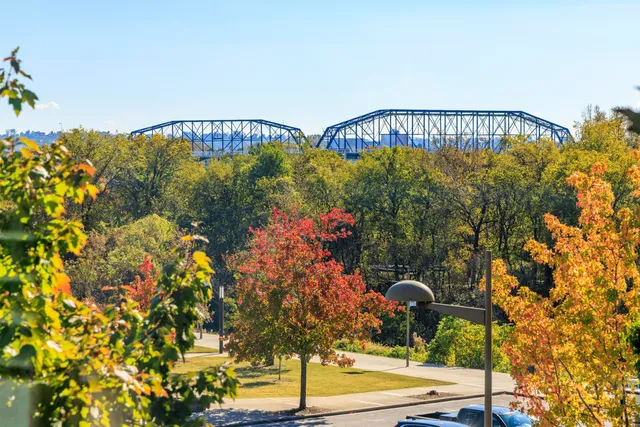 $790,000 | 200 Manufacturers Road, Unit 348, Chattanooga, TN 37405