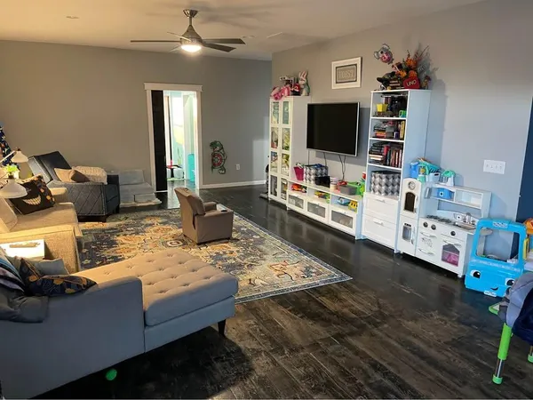 $500,000 | 27078 State Road, Batesville, IN 47006