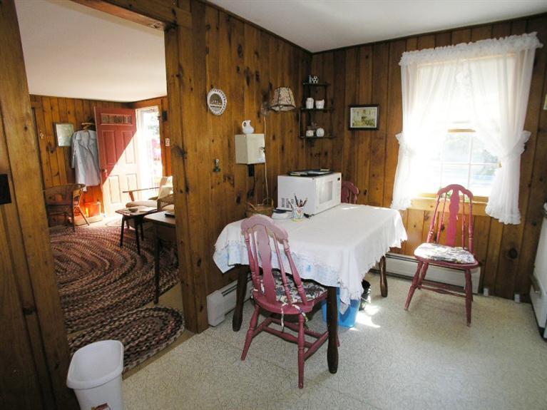 92 Earle Road West Harwich, MA 02671 - Photo 4 of 19 a bedroom with a bed and a window