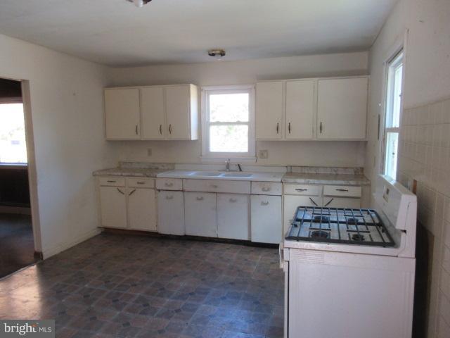 48555 Beachville Road St. Inigoes, MD 20684 - Photo 4 of 10