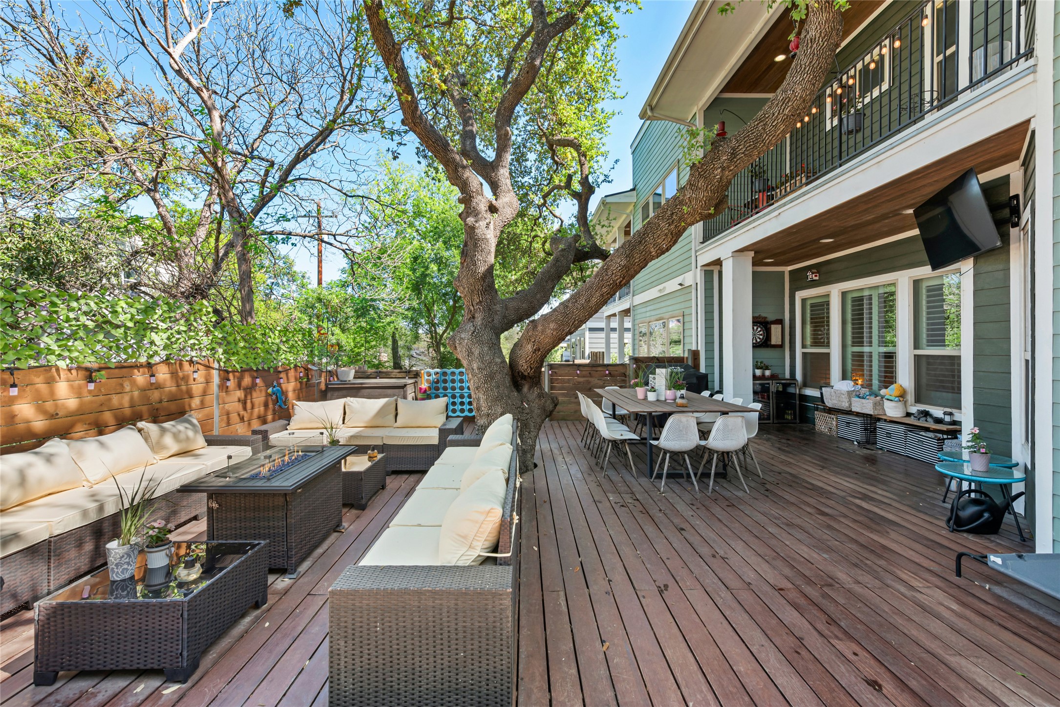 404 West Alpine Road, Unit 17 Austin, TX 78704 - Photo 10 of 35 Wooden deck with outdoor lounge area