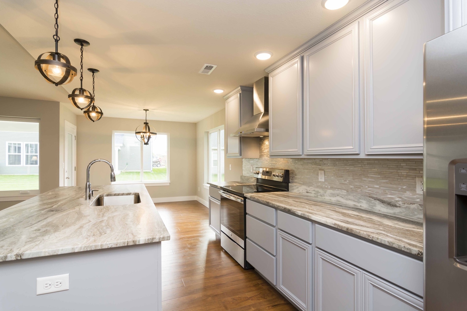 403 Corey Lane Champaign, IL 61822 - Photo 8 of 32