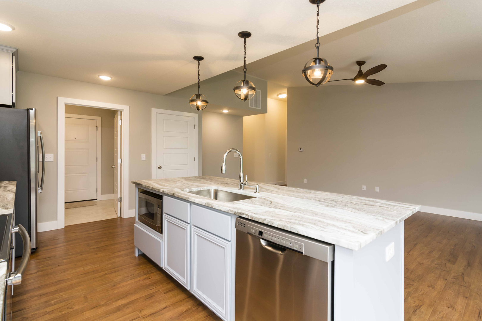 403 Corey Lane Champaign, IL 61822 - Photo 9 of 32