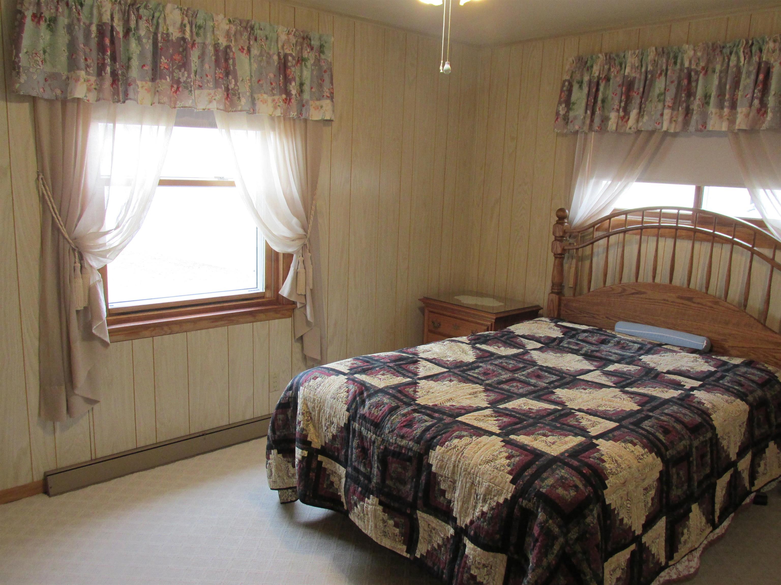 1011 East Lindbergh Street Appleton, WI 54911 - Photo 14 of 26