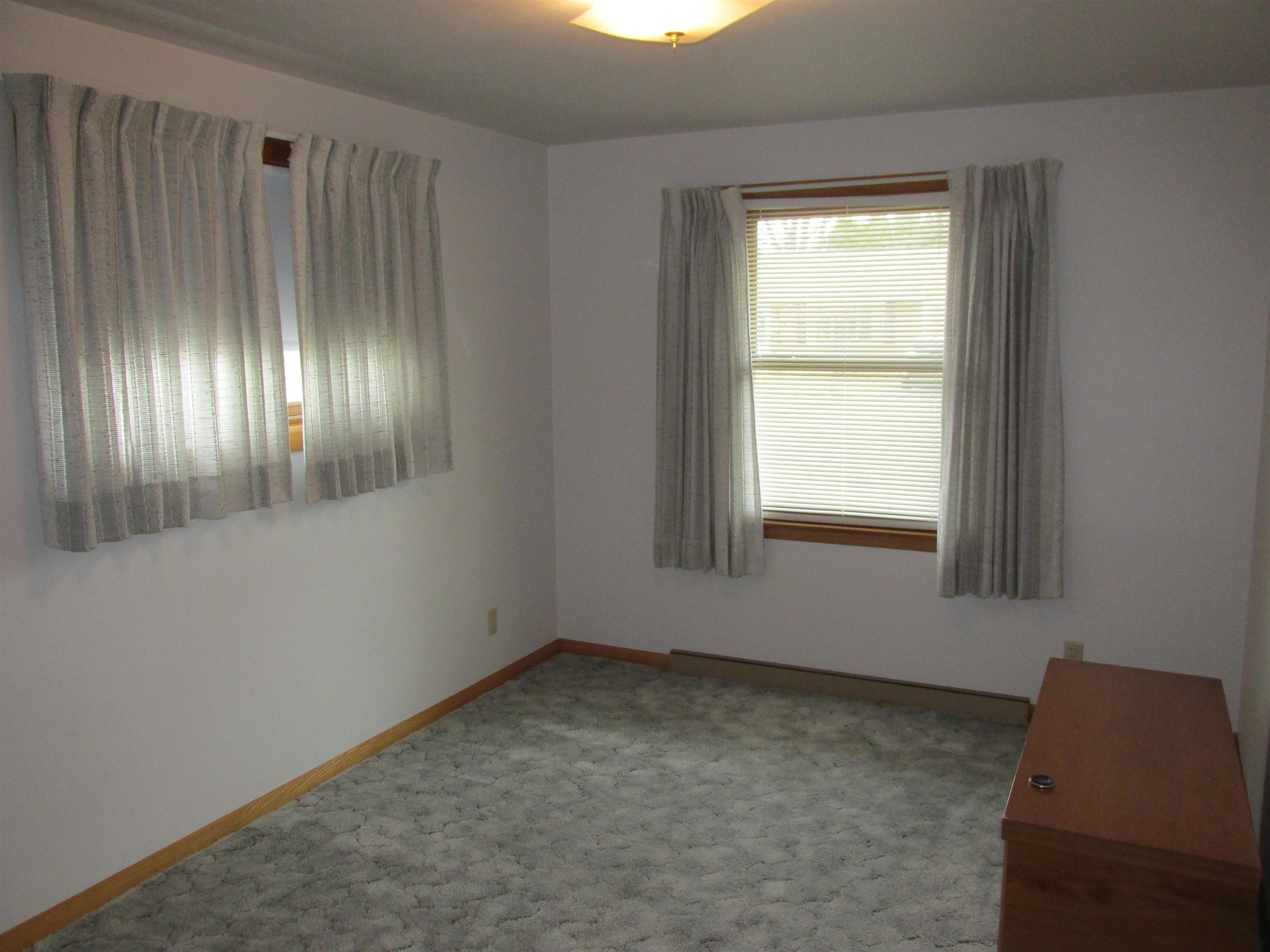 1011 East Lindbergh Street Appleton, WI 54911 - Photo 20 of 26