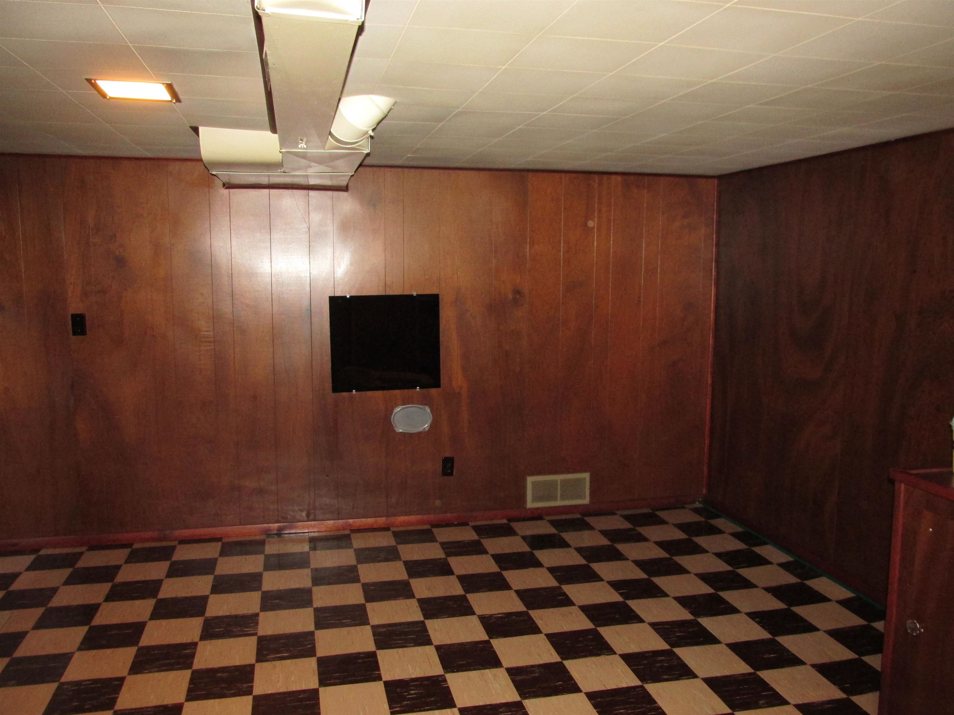 1011 East Lindbergh Street Appleton, WI 54911 - Photo 23 of 26