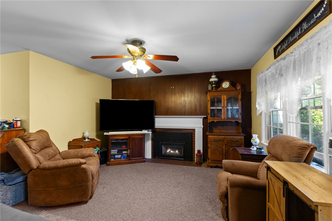 222 Sowams Road Barrington, RI 02806 - Photo 8 of 22 Gallery Image 8